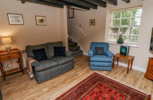 Akeld House | Timberwick Green