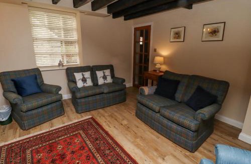 Akeld House | Timberwick Green