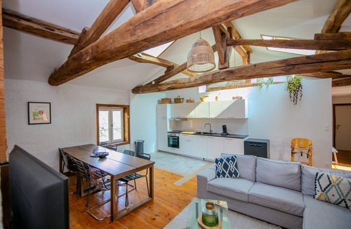 Ars-sur-Formans Apartment | TIME GOLD