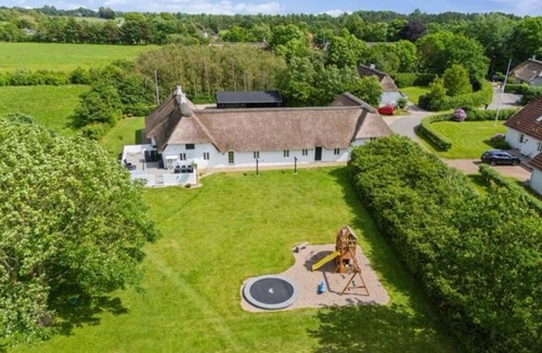 Bramming Apartment | Time out in the 400-year-old farm