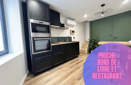 Saint-Just-Saint-Rambert Villa | Time Travel