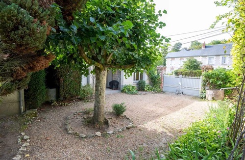 Vouvray House | Time travel
