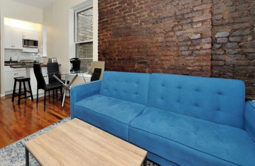 Kips Bay Apartment | Timeless 1BR Apartment in Murray Hill!