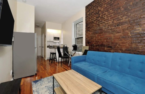 Kips Bay Apartment | Timeless 1BR Apartment in Murray Hill!