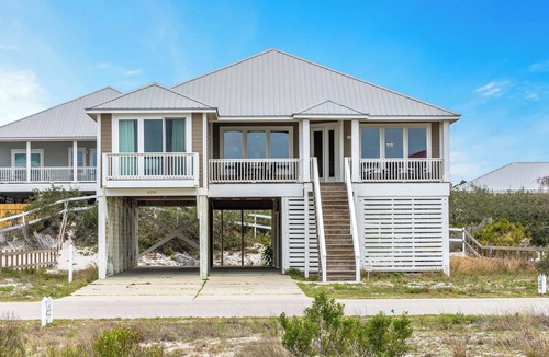 Morgantown House | Timeless Beach House located in Morgantown, Steps from the Sand