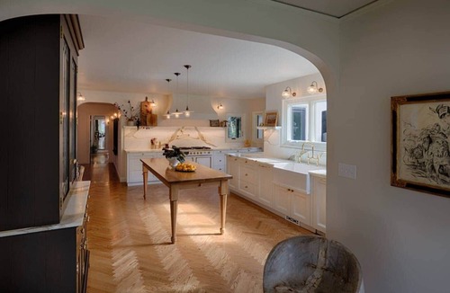 Freestone House | Timeless Elegance-5BR 1930s Home