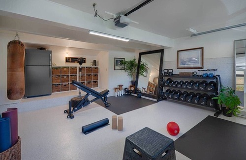 Freestone House | Timeless Elegance-5BR 1930s Home