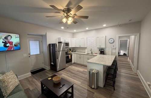 Ashfield Apartment | Timeless Jim Thorpe Stay at Charles Albright