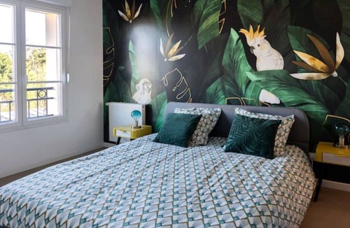 Coutures Apartment | Timeless Memories with free parking