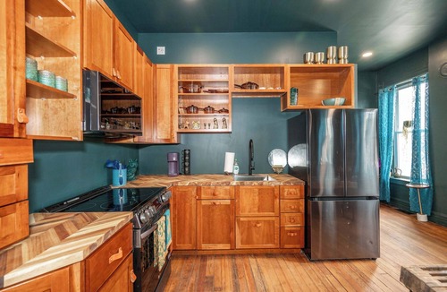 Blanchester Apartment | Timeless on Main 2 For 2