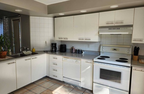 Saint-Hubert House | Timeless Tranquility, a place near everything!