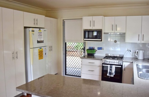 South West Rocks House | Timeout - walk to the beach