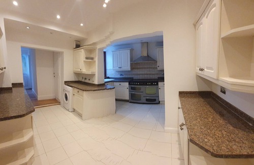 Coppetts House | Timi Holiday Home