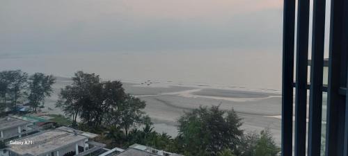 Balok Apartment | Timurbay seafront residence