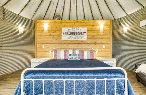 Dennis House | Tin De Blue Grainbury Silo and Cabins