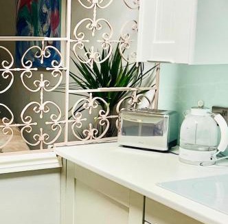 Fintry Apartment | Tin Lid Cottage - cosy ground floor flat