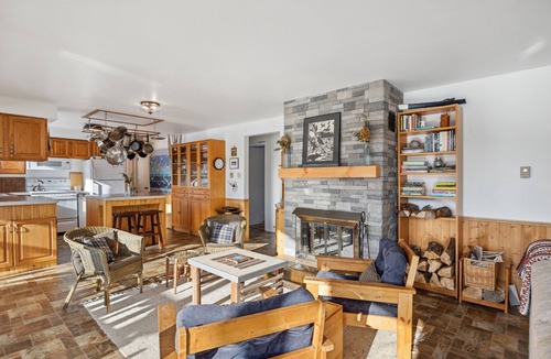Rexton Ski Chalet | Tin Roof Landing - Richibucto River Retreat