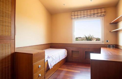 Pacs del Penedes Villa | Tina de Pacs, ideal para familias