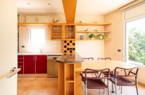 Pacs del Penedes Villa | Tina de Pacs, ideal para familias
