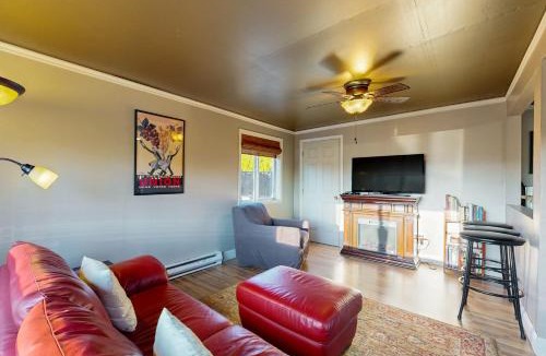 Dundee House | Tina's Cottage