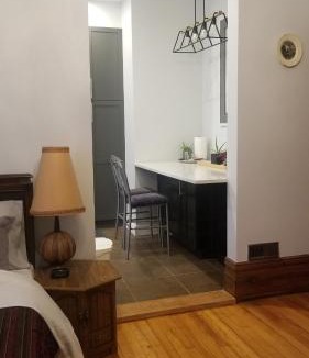 Centretown Apartment | Tina's gem