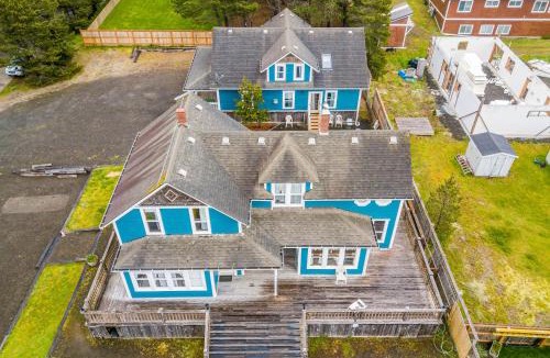 Long Beach House | Tinker House Cottage