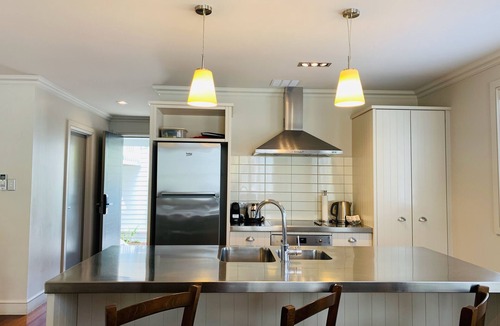 Russell Cottage | Tinkerbell Cottage - Russell Cottages Collection