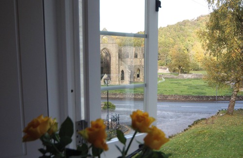 Tintern Cottage | Tintern Abbey Cottage