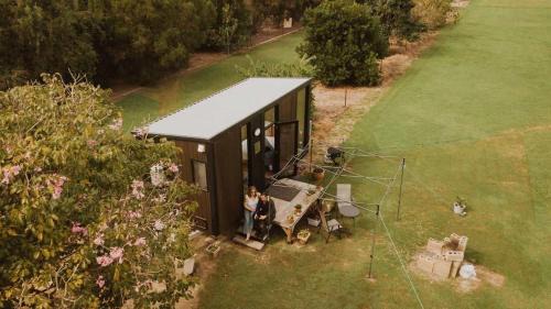 Alloway House | Tiny Al'Molokai by Tiny Away