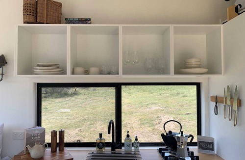 Coxs Crown Cabin | Tiny Aura.