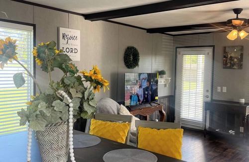 Madison Cabin | Tiny cabin in Madison Alabama