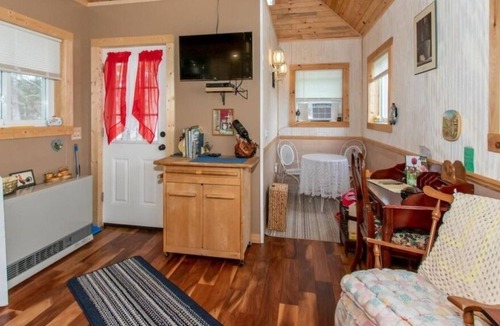 Jefferson Cabin | Tiny Cabin in The Catskill Mountains