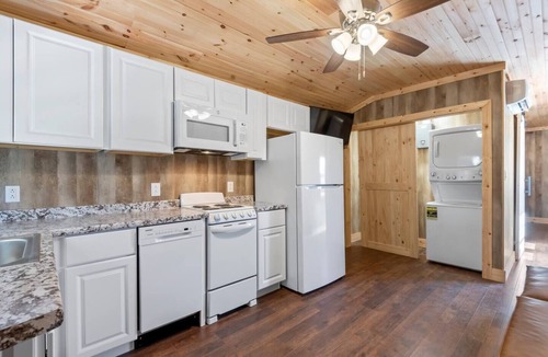 Albertville Cabin | Tiny cabin on 10 acres with pond