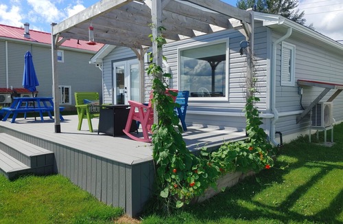 Cormierville Cottage | Tiny Cottage - by the sea cottage rentals