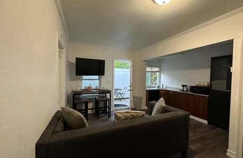Alhambra House | Tiny cozy house