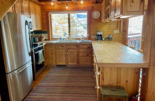 Torrey House | Tiny Creek Retreat
