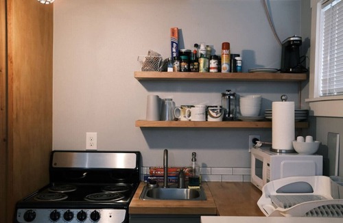 Phinney Ridge House | Tiny Cute Loft Home Close to Green Lake