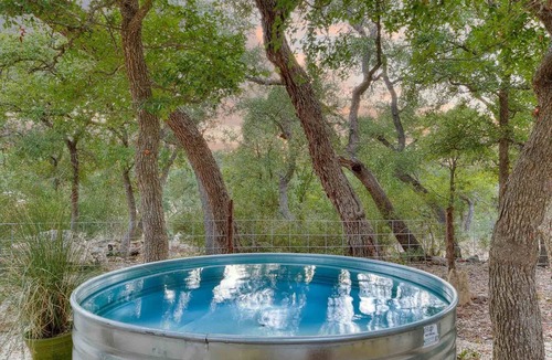Hondo Cabin | Tiny Farmhouse Getaway
