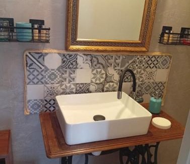 Saint-Martin-sous-Vigouroux House | Tiny Cantalou