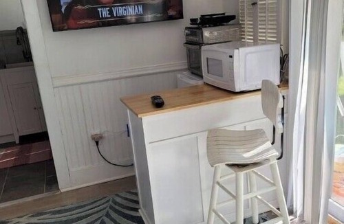Eastville Apartment | Tiny Guest House