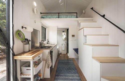 Newham House | Tiny Hideaway at Cloverhills by Tiny Away
