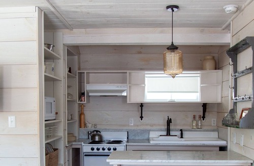 Thomaston House | ✨Tiny Home - 5 min to Rockland Harbor