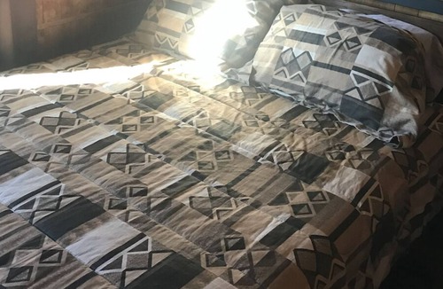 Heise Cabin | Tiny Home @ 7N Ranch Resort, sleeps 4, central location.