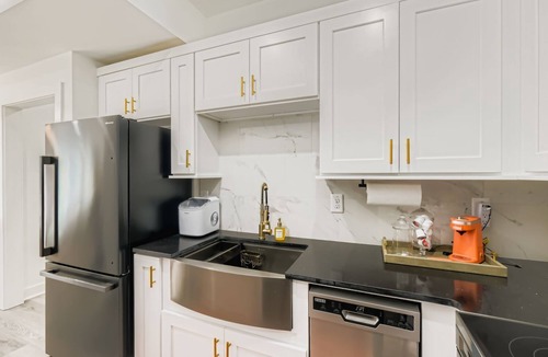 Union City House | Tiny Home Atlanta Retreat
