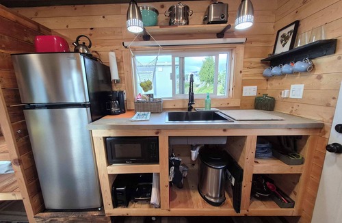 Birch Bay Apartment | Tiny home by the beach