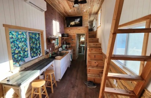 Park Village House | Tiny Home, close to Death Valley