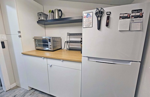 Gloucester County House | Tiny Home| Full Kitchen | Sleeps 4 + Work Desk. Relax, explore Acadian Peninsula