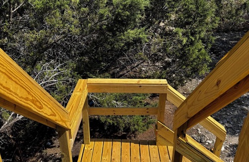 Copperas Cove Cabin | Tiny home in 10 acres with goats!