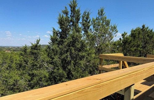 Copperas Cove Cabin | Tiny home in 10 acres with goats!