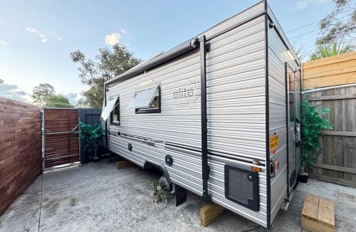 Bayswater Ski Chalet | Tiny home in Bayswater